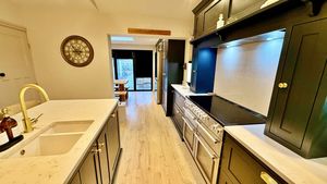 Photo 12- click for photo gallery